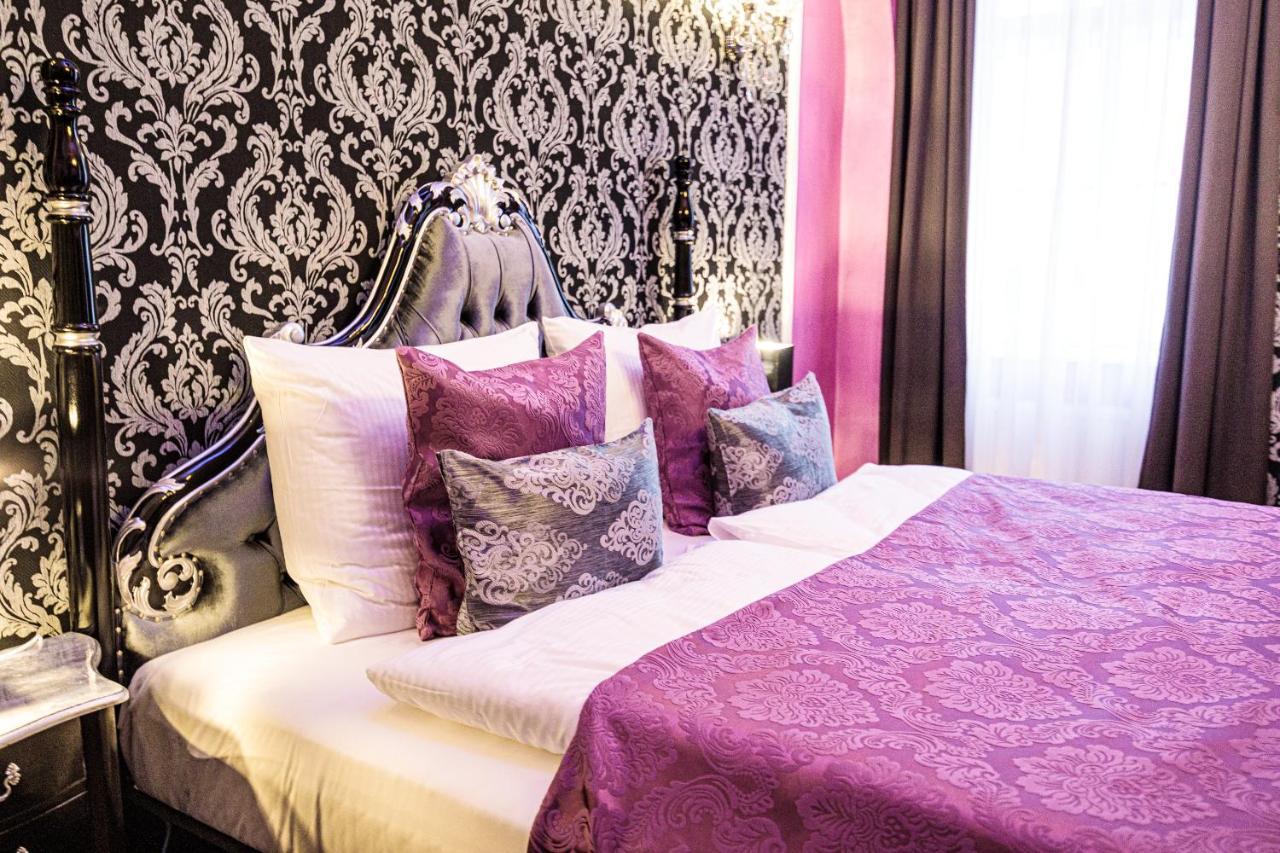 Sophie'S Place - Love Edition Wina Bagian luar foto
