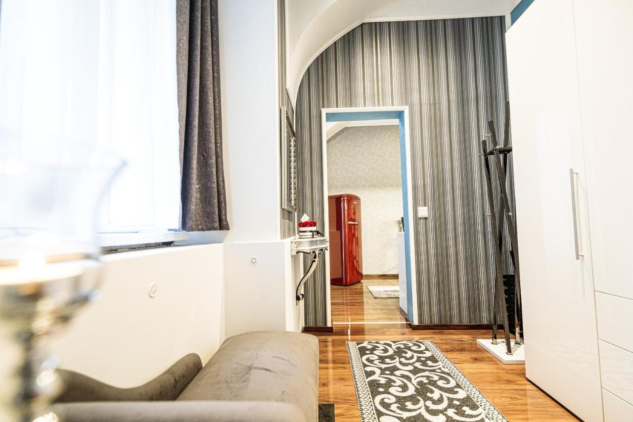 Sophie'S Place - Love Edition Wina Bagian luar foto