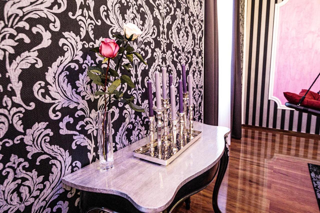 Sophie'S Place - Love Edition Wina Bagian luar foto